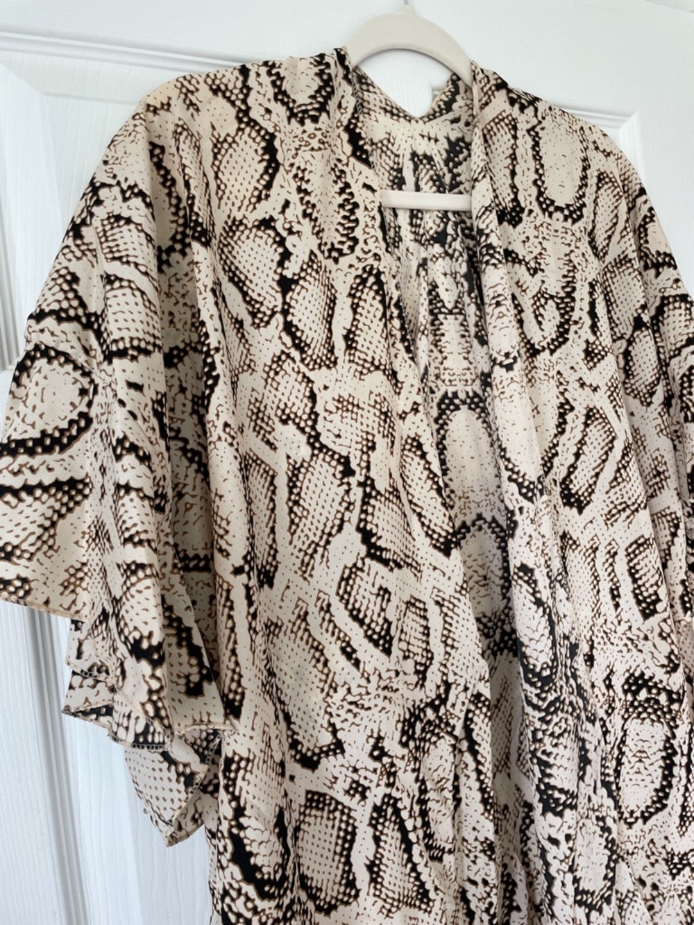 Snake Print Kimono Cardigan in Beige and Black - Picture 2 of 5